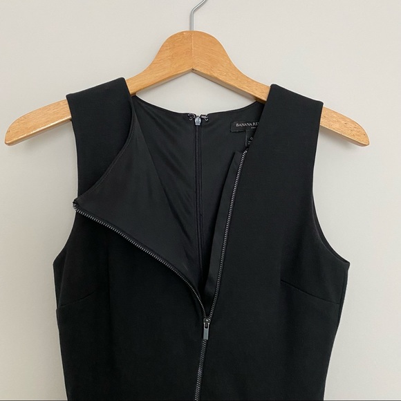 Banana Republic Ruffle Waist Dress - Picture 5 of 9